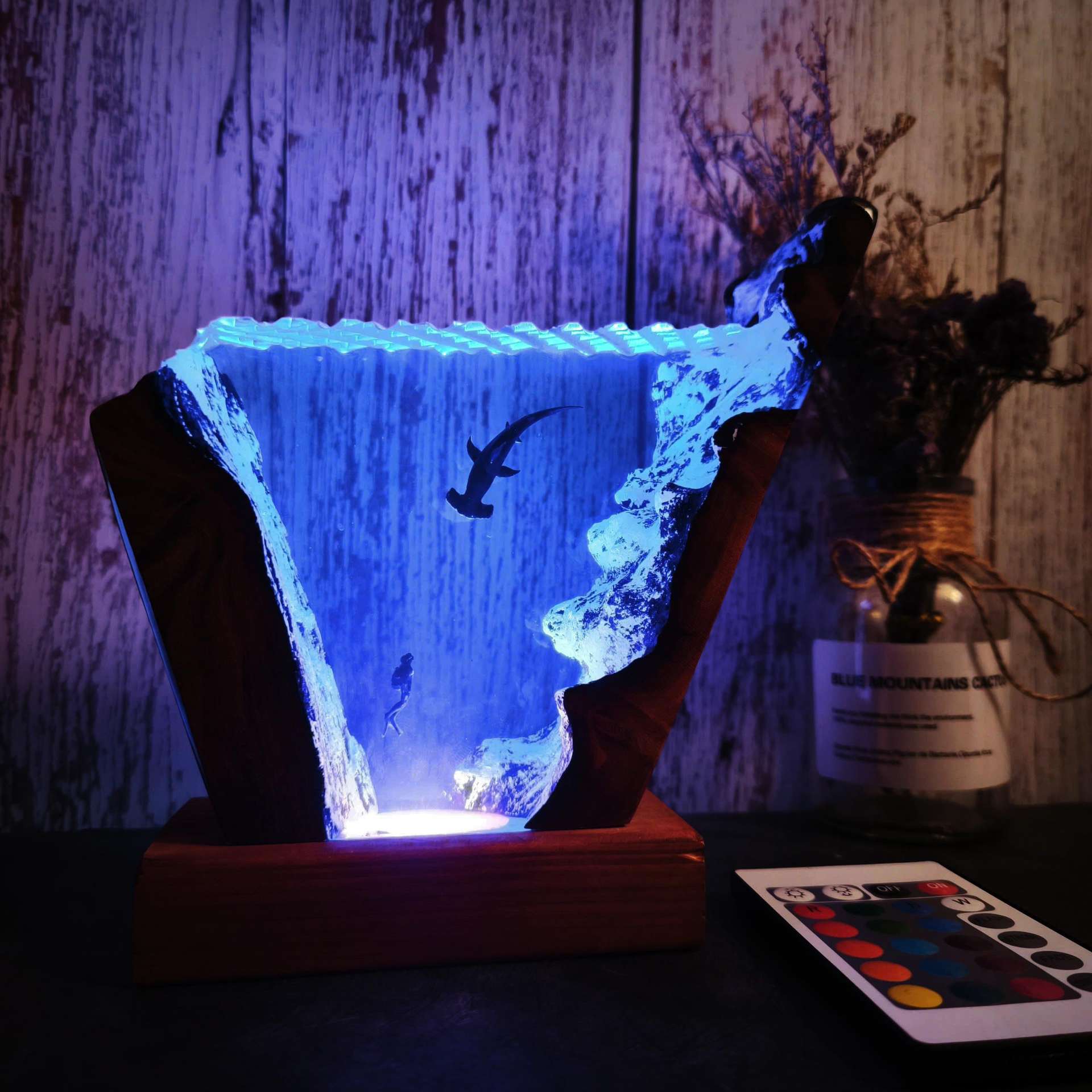 Resin Art And Wood - Adorno Luminoso de Tiburón Martillo de